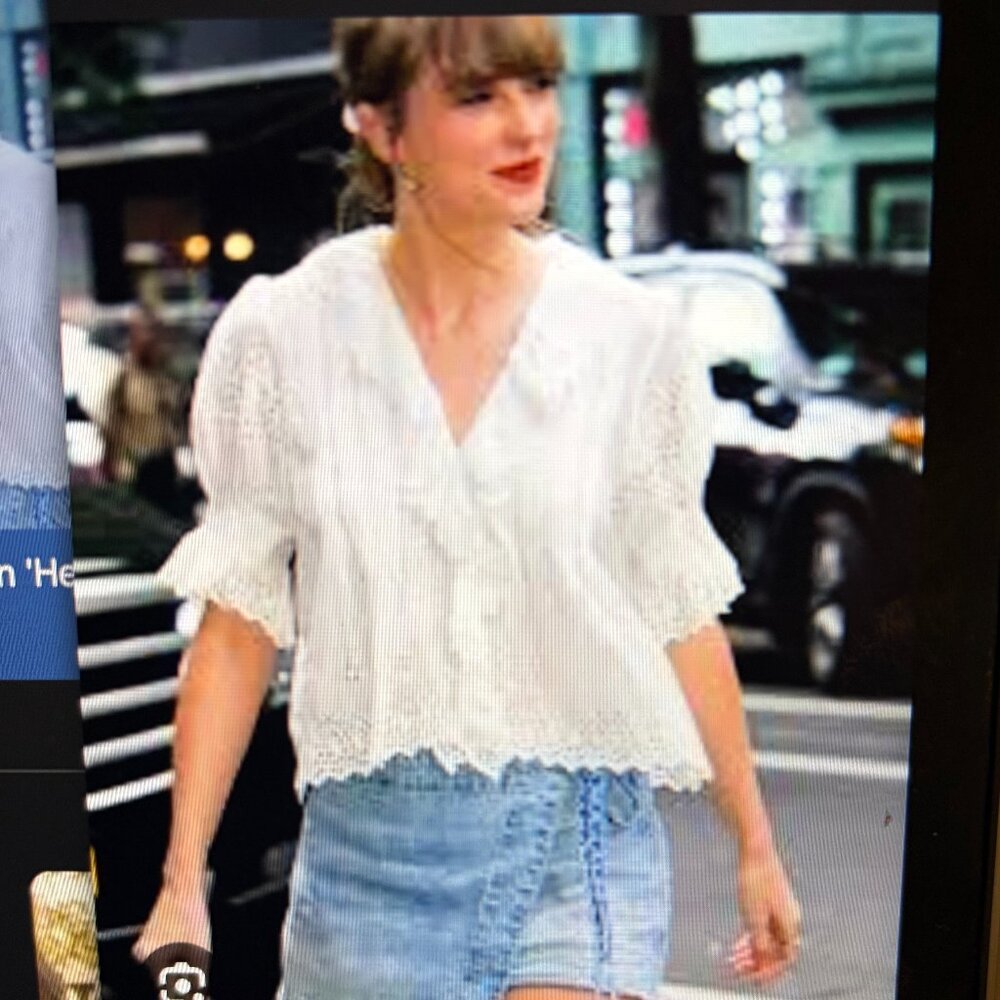 DOEN Sz L Henri Voile Eyelet Top in White